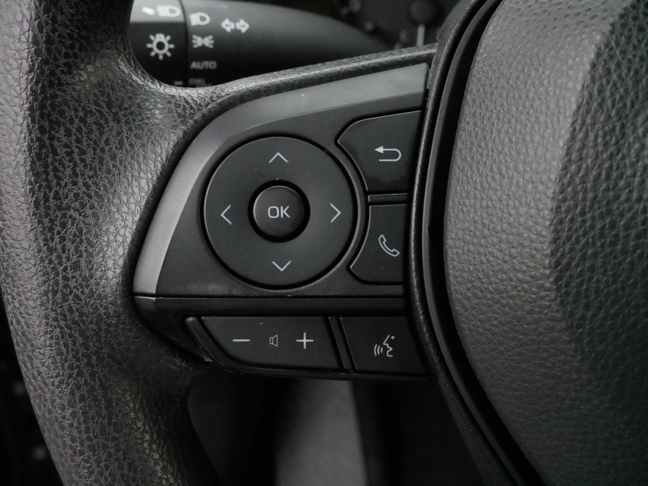 Certified 2024 Toyota Corolla LE image 26