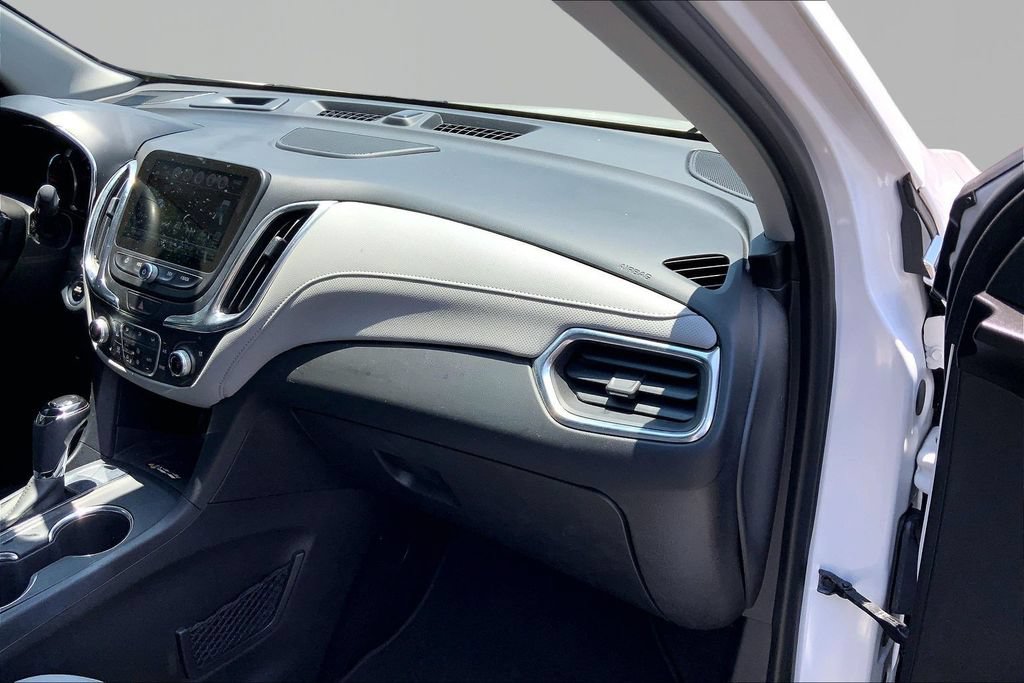 Used 2018 Chevrolet Equinox Premier FWD image 18