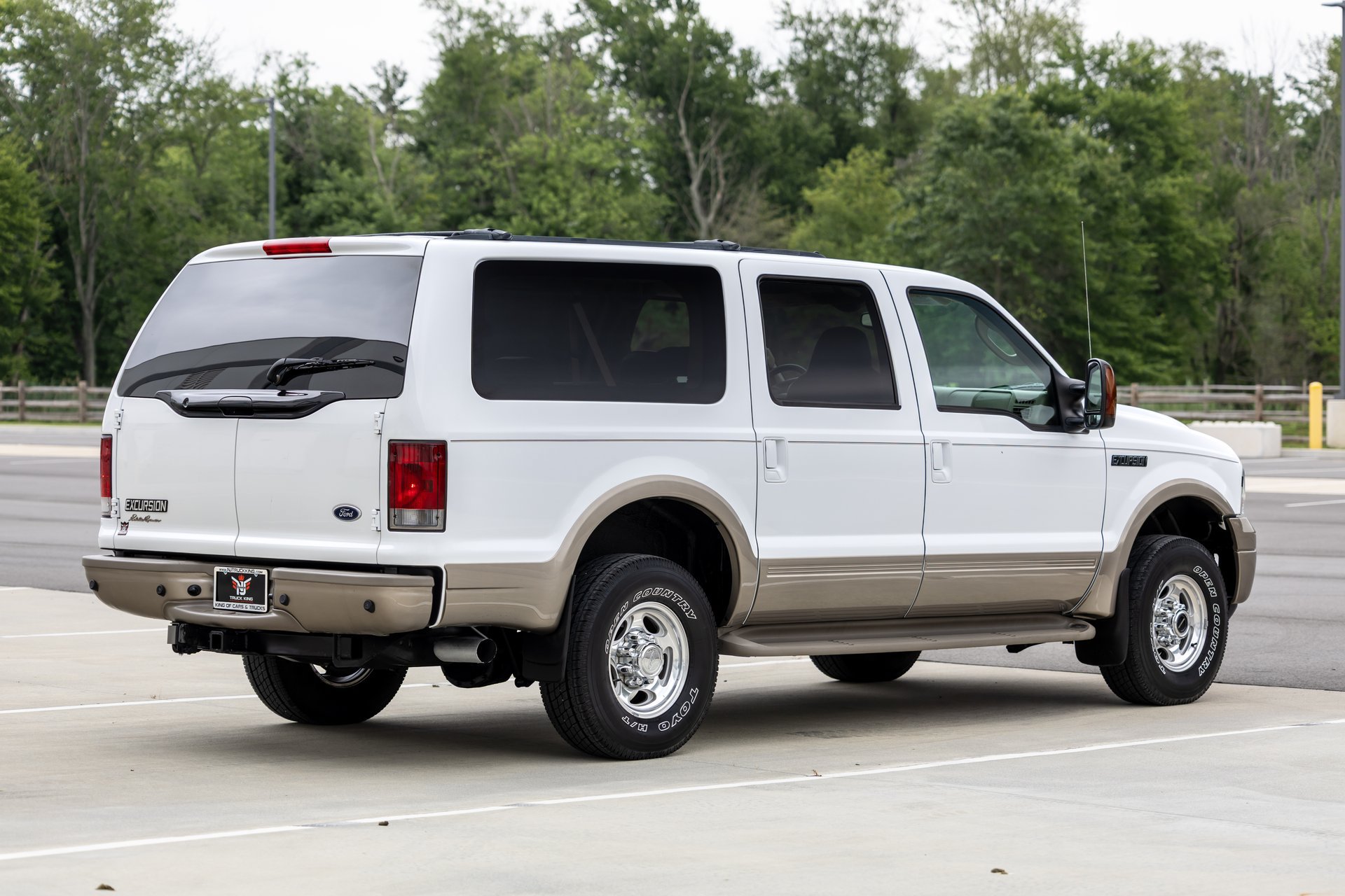 Used 2005 Ford Excursion Eddie Bauer AWD/4WD image 13