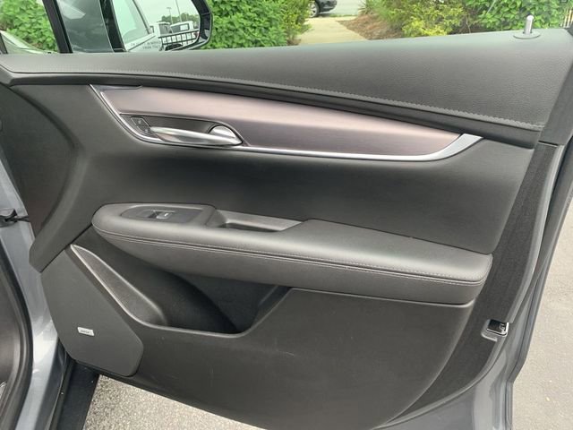 Used 2022 Cadillac XT5 Luxury AWD/4WD image 13