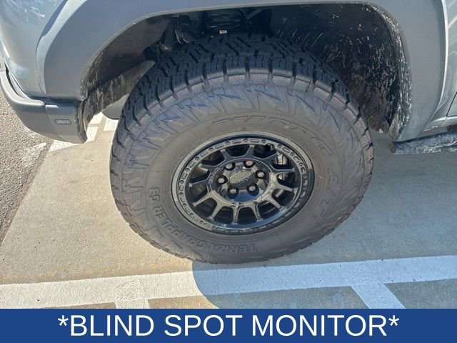 Used 2024 GMC Canyon AT4X w/ AT4X AEV Edition image 8