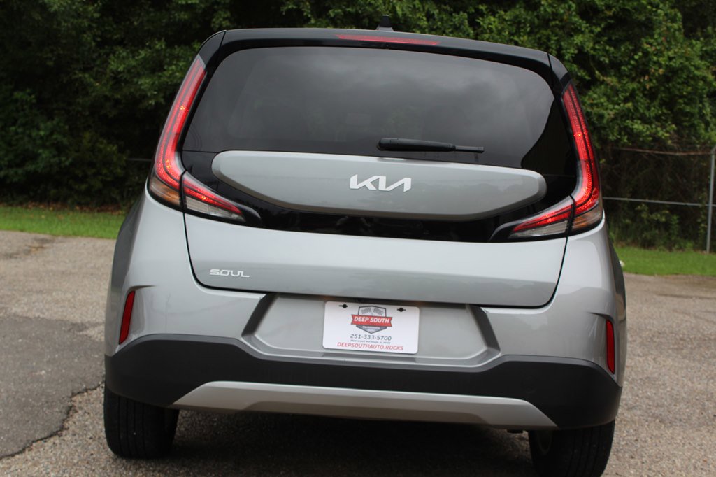 Used 2024 Kia Soul LX w/ Option Group 015 image 14