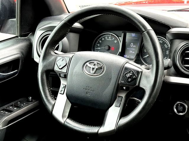 Used 2019 Toyota Tacoma TRD Off-Road image 30