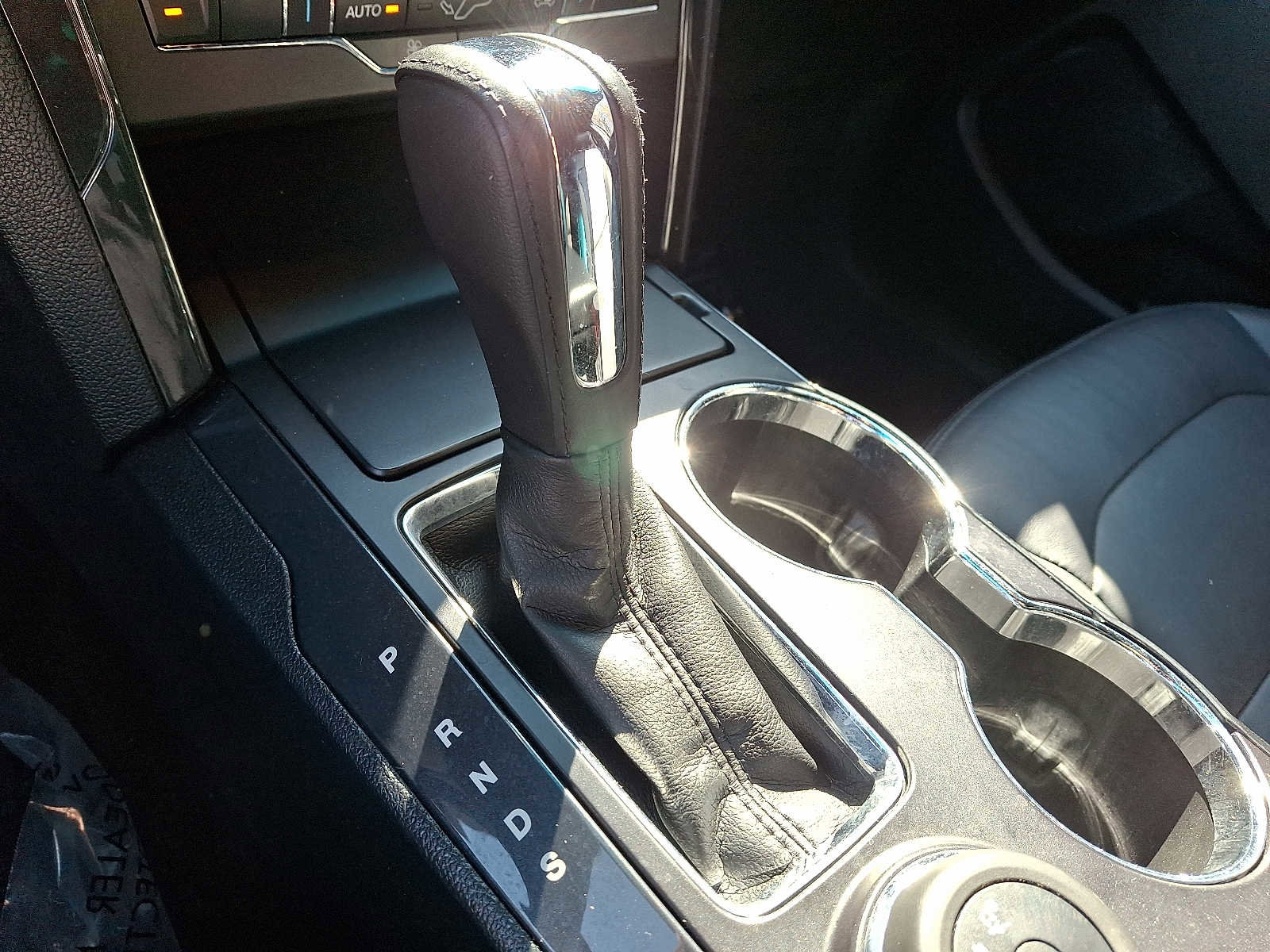 Used 2016 Ford Explorer XLT w/ Equipment Group 202A image 15