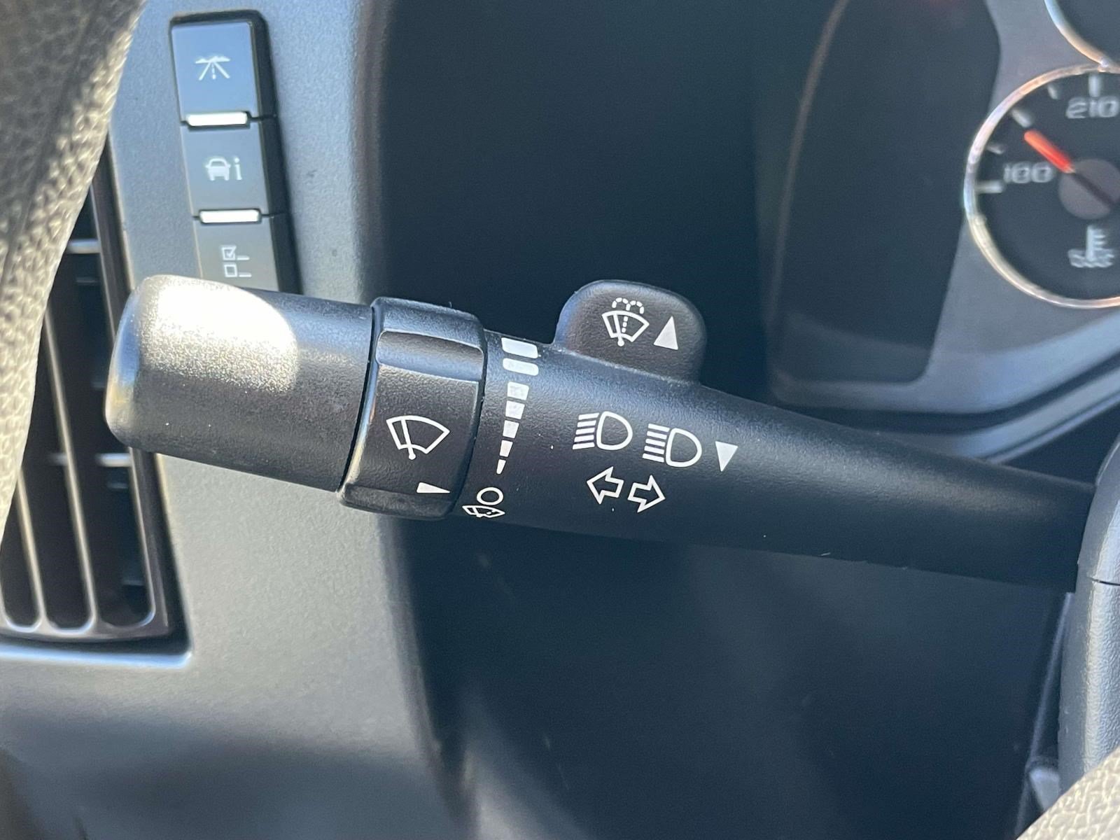 Used 2020 Chevrolet Express 2500 w/ Driver Convenience Package RWD image 18