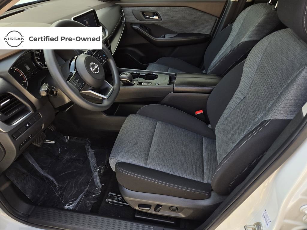 Certified 2023 Nissan Rogue SV image 18