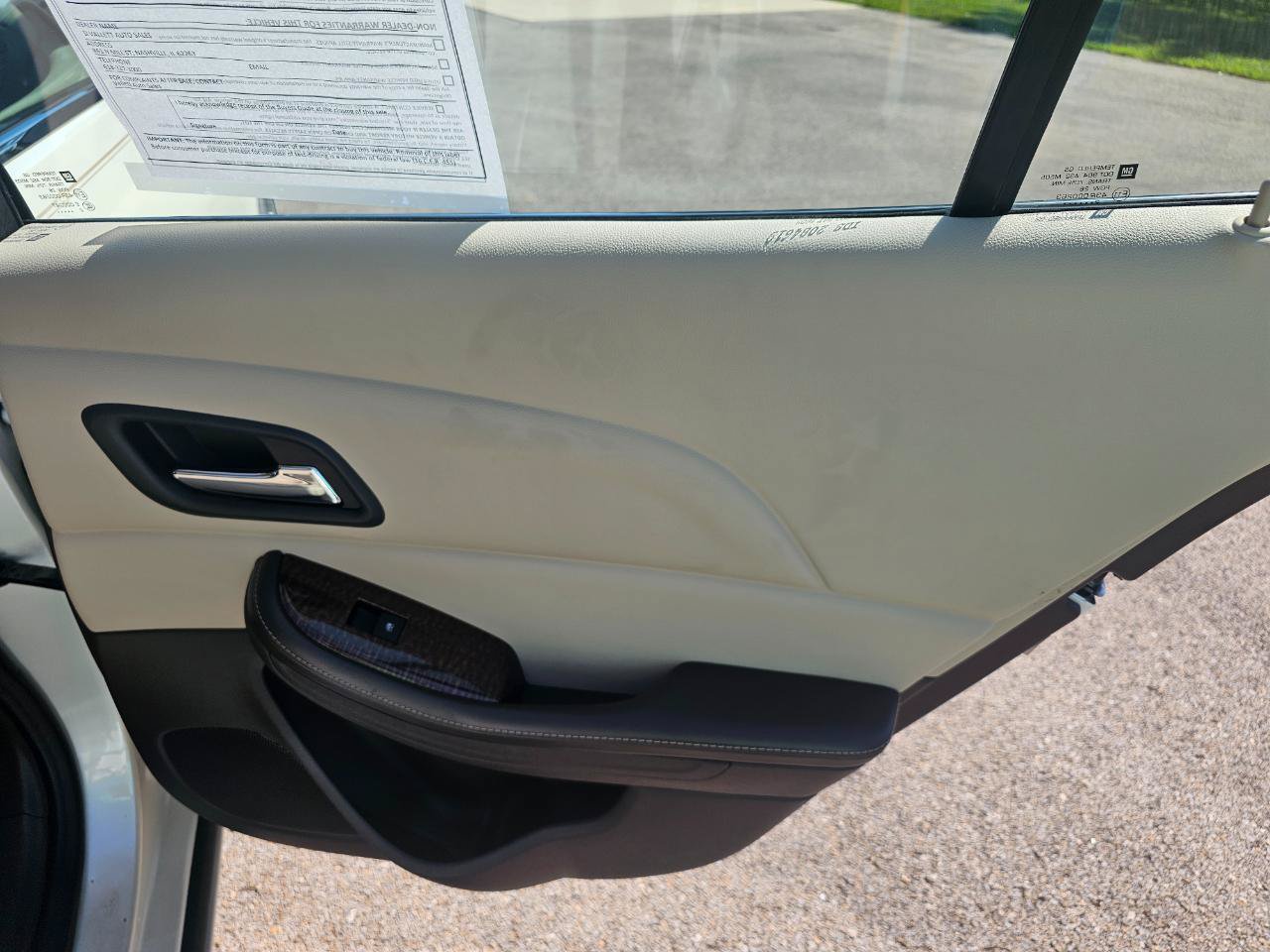 Used 2013 Chevrolet Malibu LTZ FWD image 16