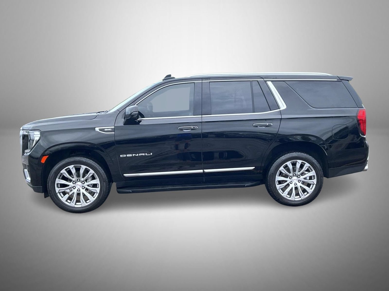Used 2021 GMC Yukon Denali AWD/4WD image 8