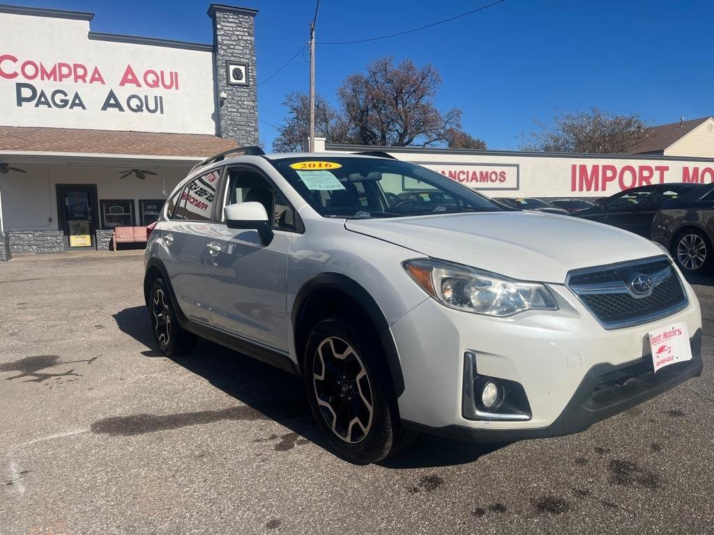 Used 2016 Subaru Crosstrek 2.0i Premium AWD/4WD image 3