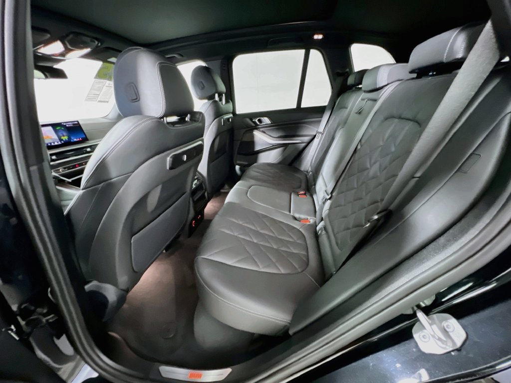 Used 2025 BMW X5 sDrive40i RWD image 26
