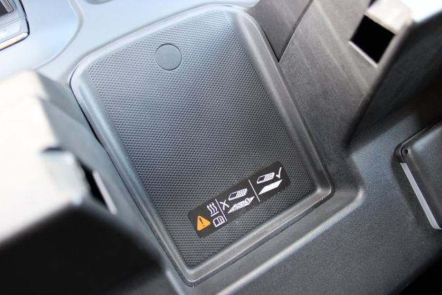 Used 2024 GMC Sierra 1500 AT4 w/ Technology Package AWD/4WD image 32
