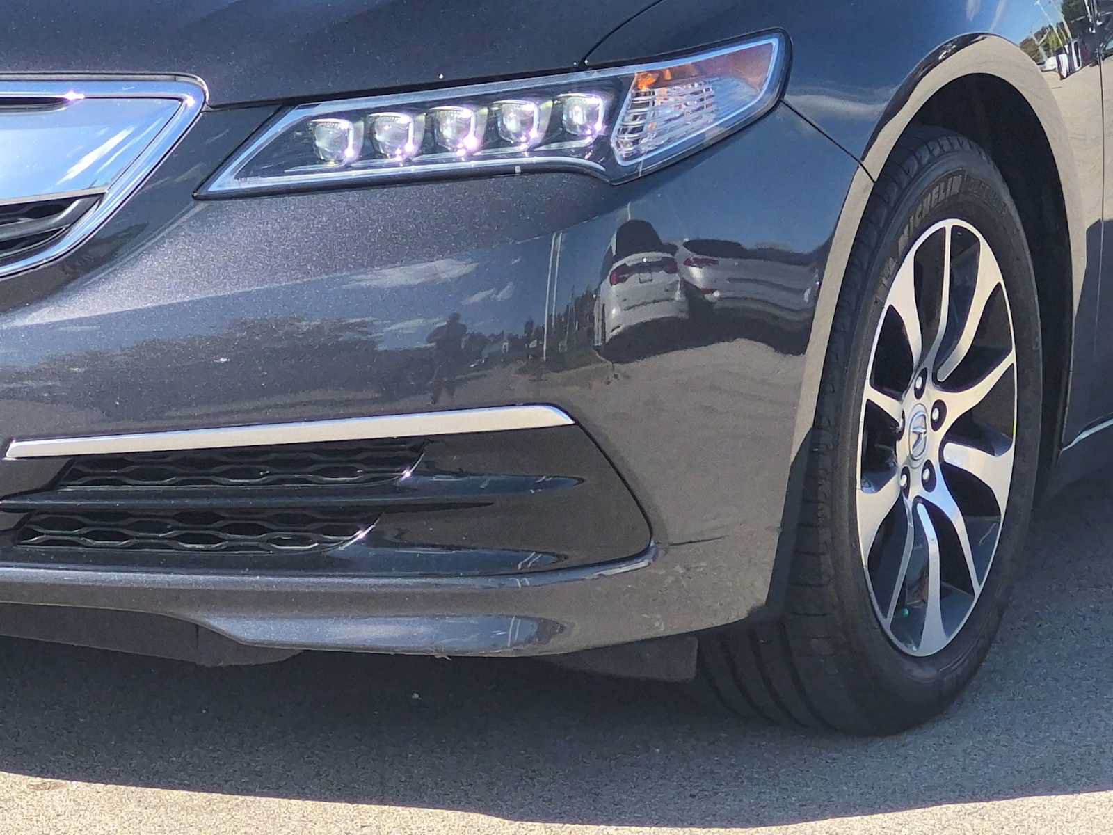 Used 2015 Acura TLX FWD image 11