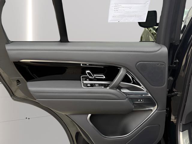 Certified 2023 Land Rover Range Rover SE image 23