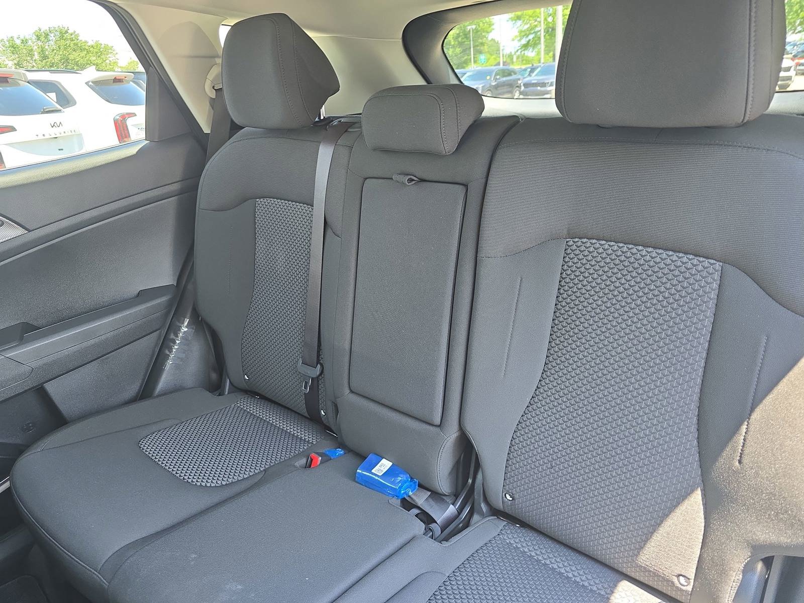 New 2025 Kia Sportage LX AWD/4WD image 13