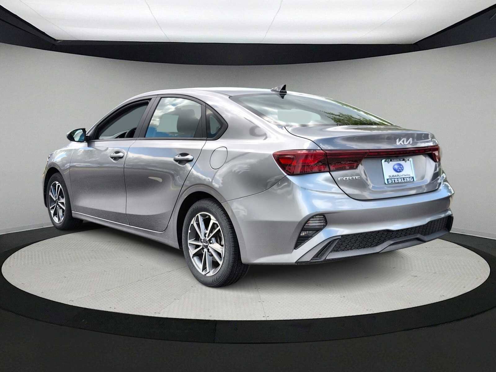 Used 2023 Kia Forte LXS FWD image 6