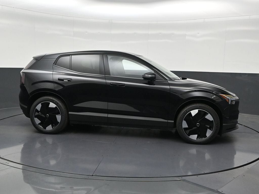 New 2026 Volvo EX30 Ultra w/ Protection Package Premier AWD/4WD image 6