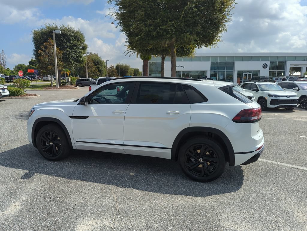 New 2026 Volkswagen Atlas Cross Sport SEL R-Line AWD/4WD image 10