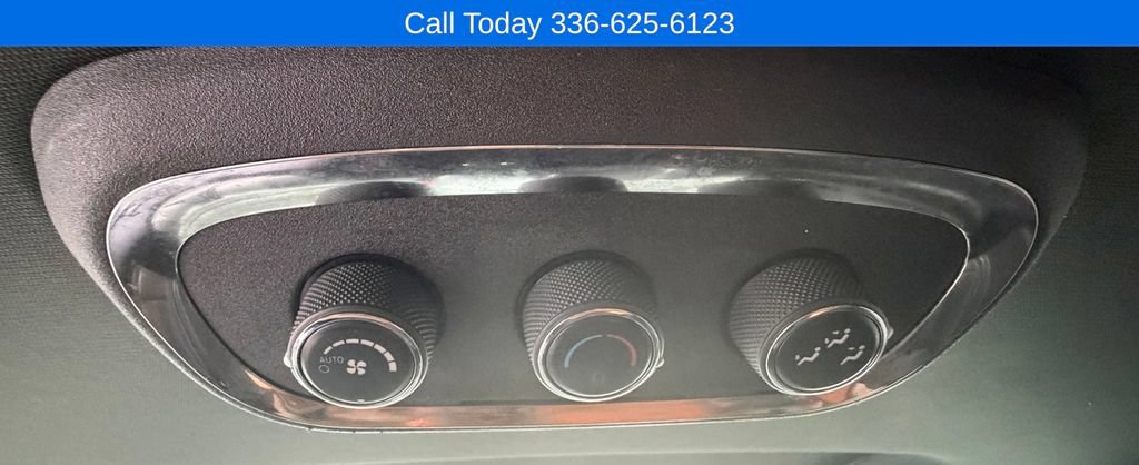 Used 2018 Dodge Durango GT w/ Premium Group AWD/4WD image 17