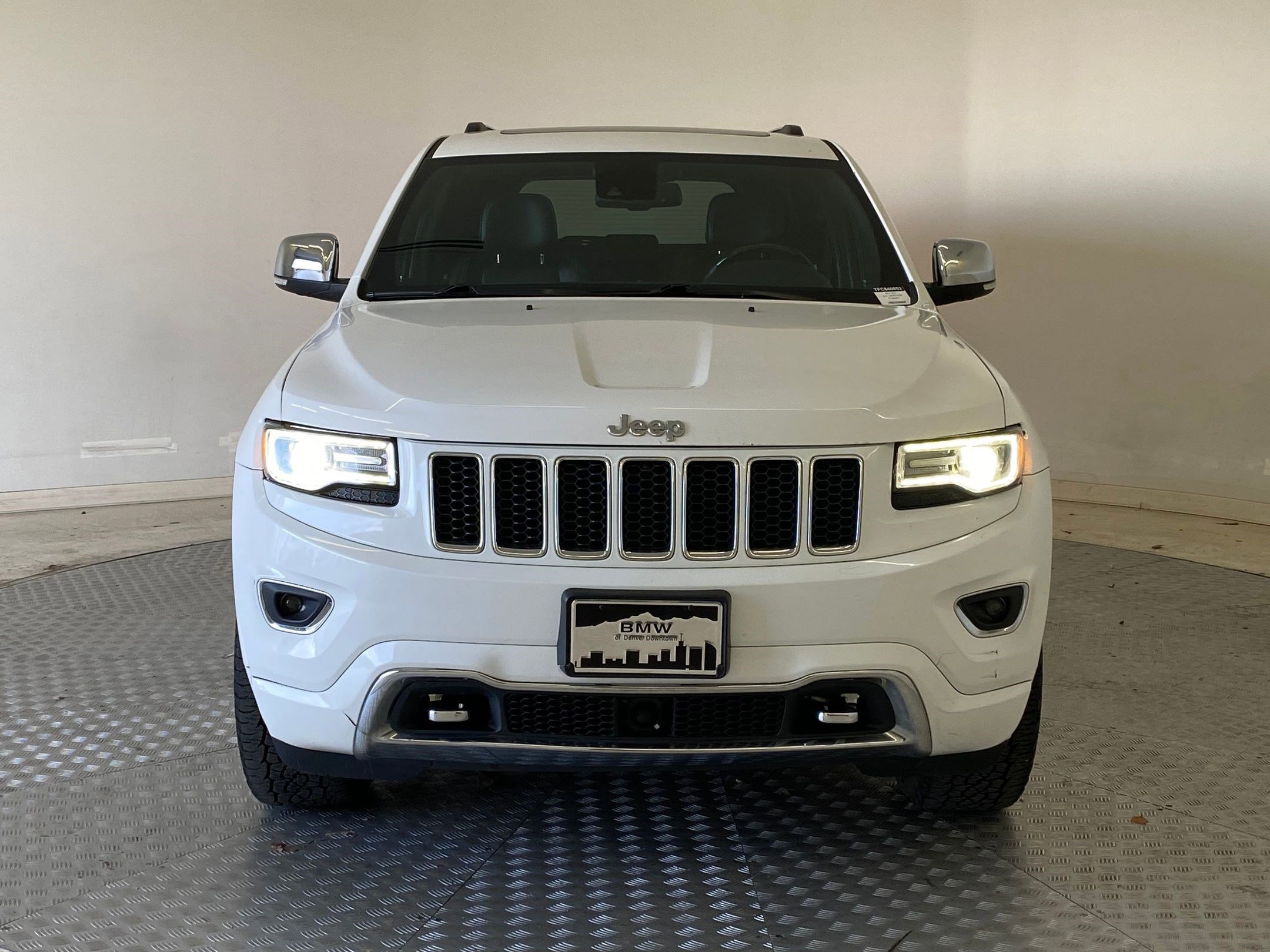 Used 2015 Jeep Grand Cherokee Overland w/ Advanced Technology Group image 6