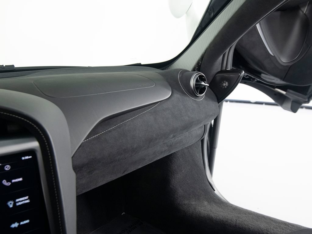 Used 2024 McLaren 750S Spider RWD image 27