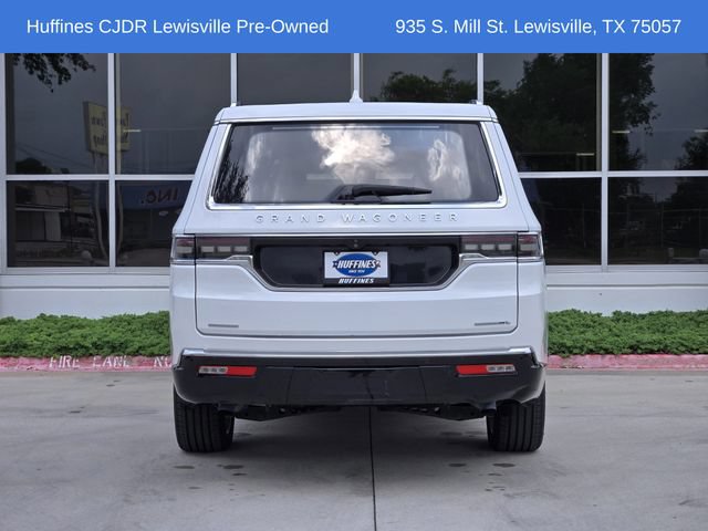 Used 2023 Jeep Grand Wagoneer L Series II w/ Premium Group II AWD/4WD image 7