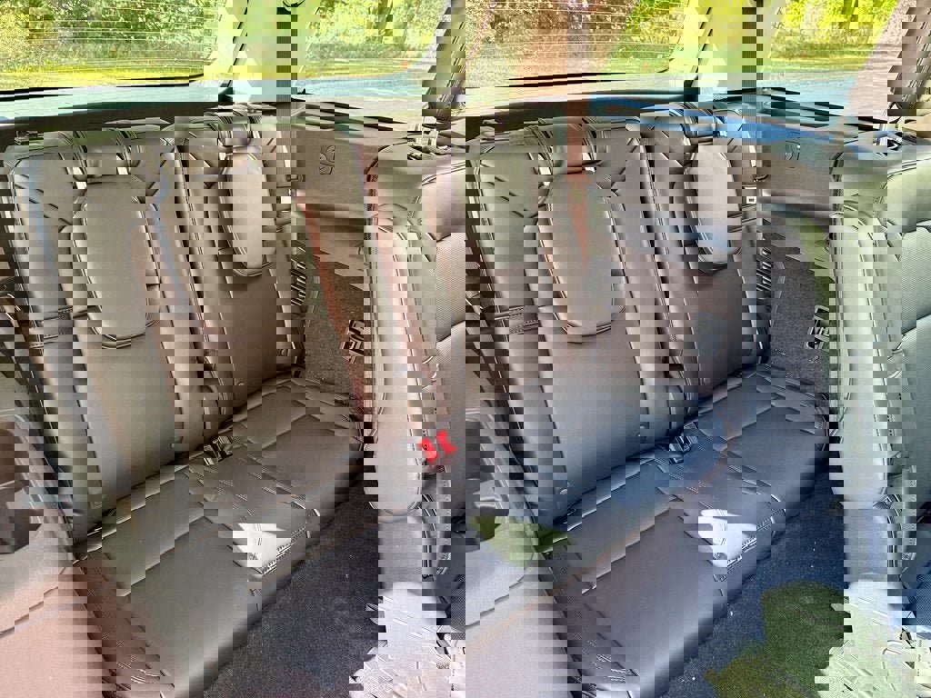 New 2025 Lincoln Aviator AWD w/ Jet Appearance Package image 19