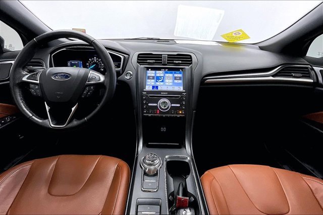 Used 2019 Ford Fusion Energi Titanium image 15