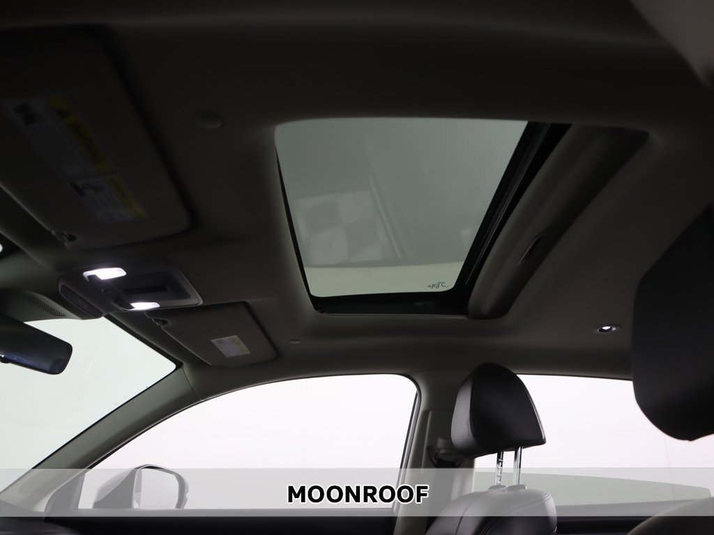 Used 2025 Honda HR-V EX-L image 3