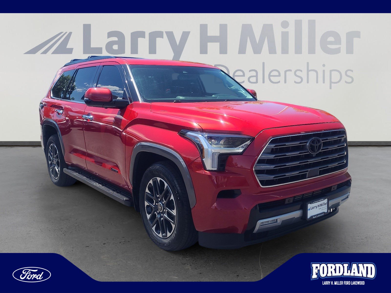 Used 2023 Toyota Sequoia Limited AWD/4WD image 7