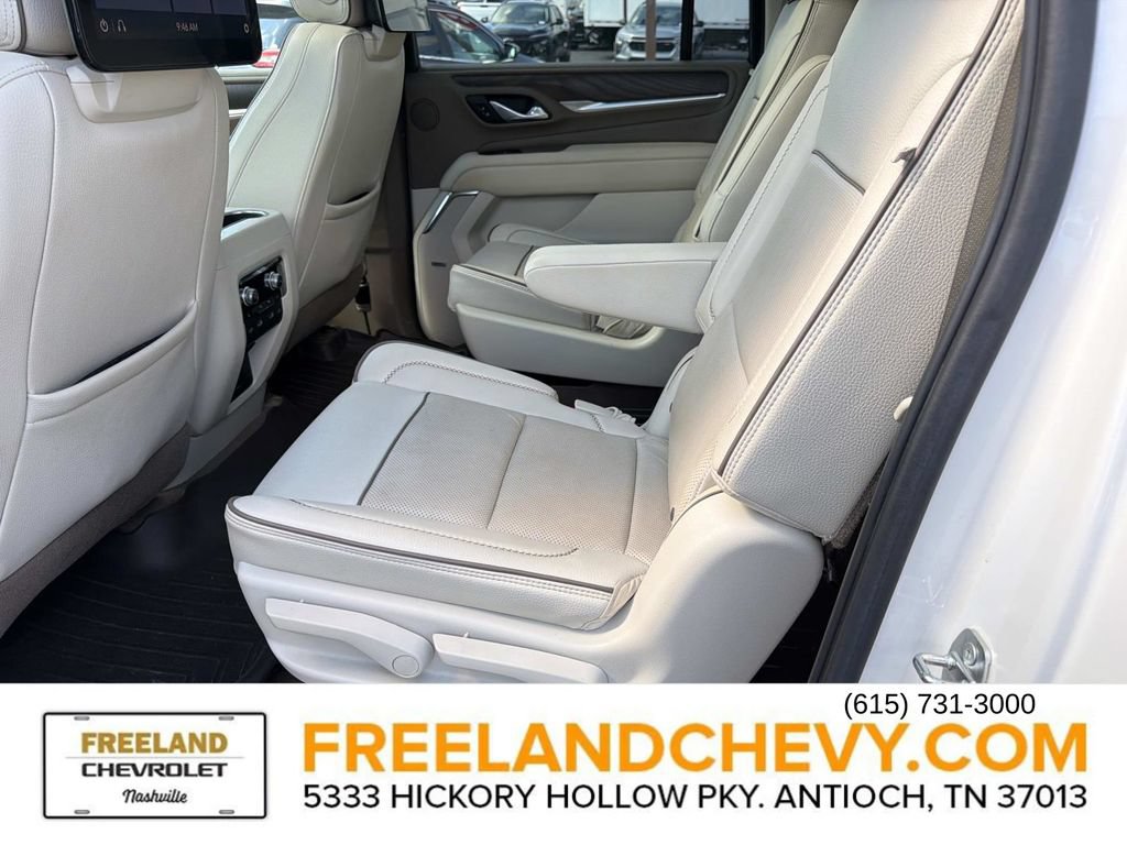 Used 2021 GMC Yukon XL Denali w/ Denali Ultimate Package RWD image 16