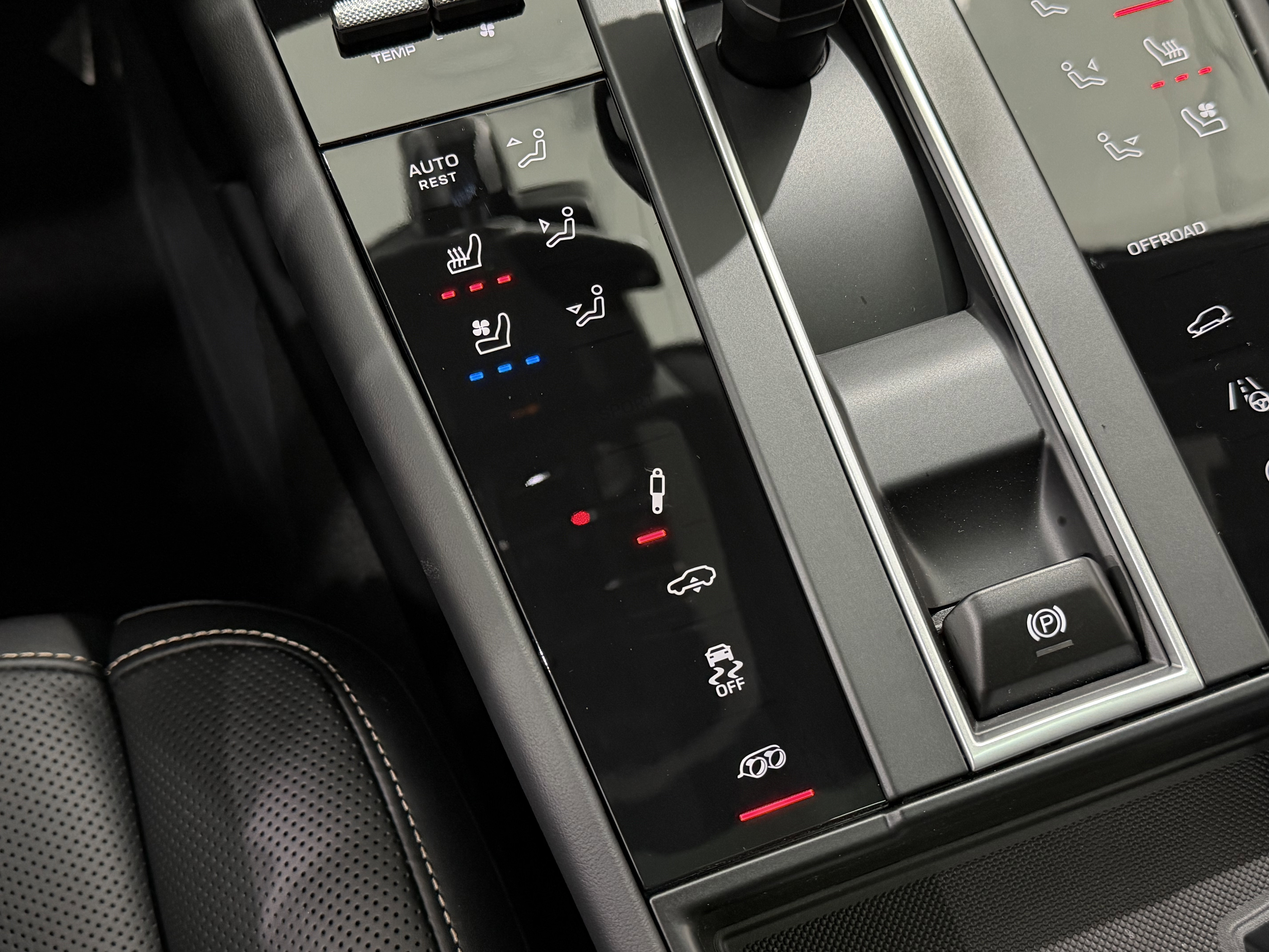 New 2026 Porsche Macan GTS image 42