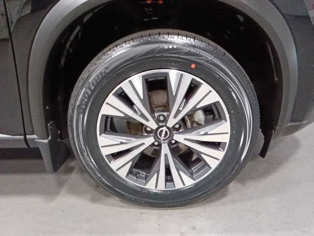 Certified 2023 Nissan Rogue SV AWD/4WD image 30