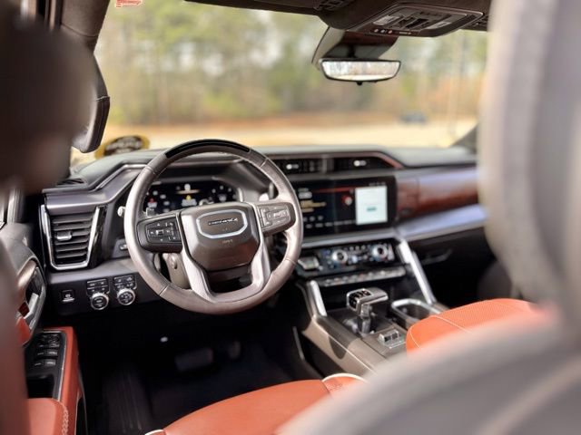 Used 2025 GMC Sierra 1500 Denali Ultimate image 12