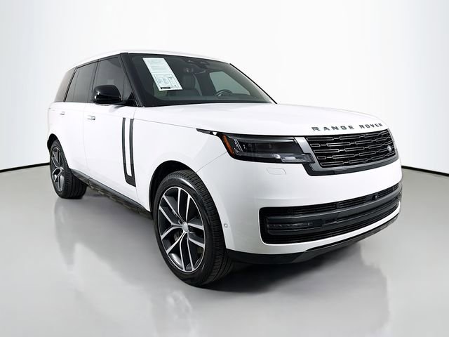 Certified 2025 Land Rover Range Rover SE AWD/4WD image 3
