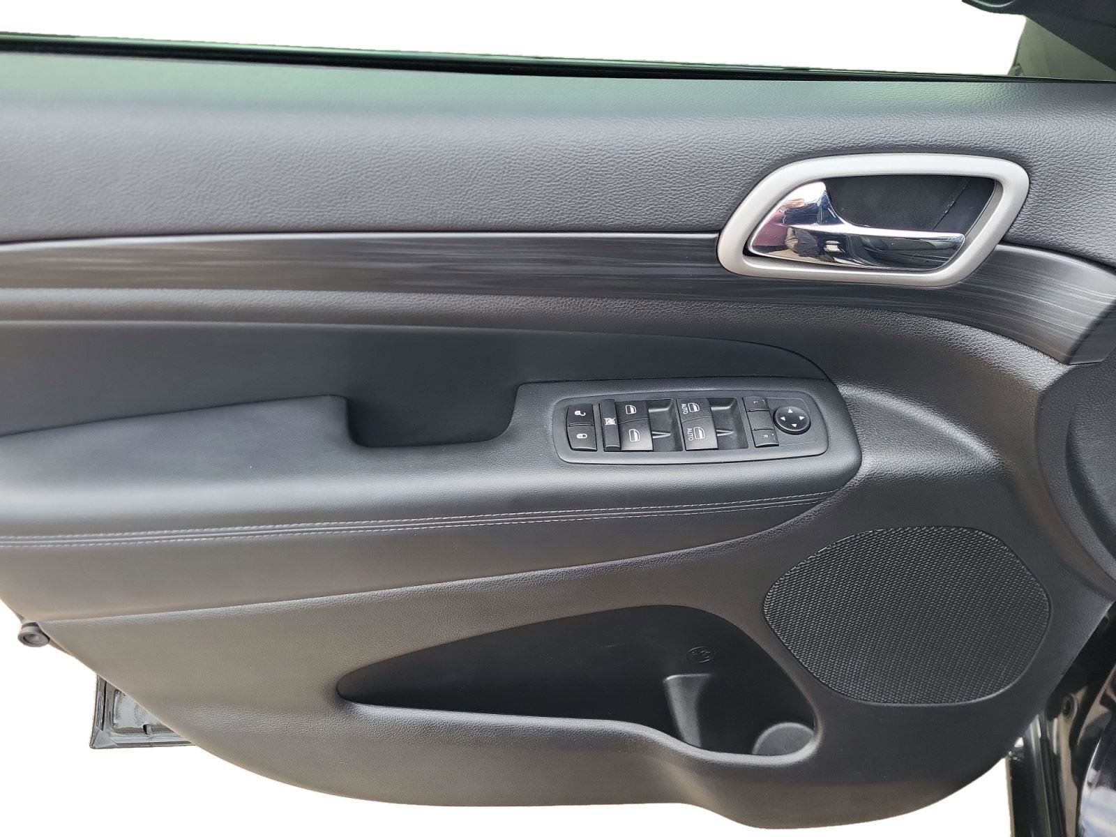 Used 2020 Jeep Grand Cherokee Altitude image 9