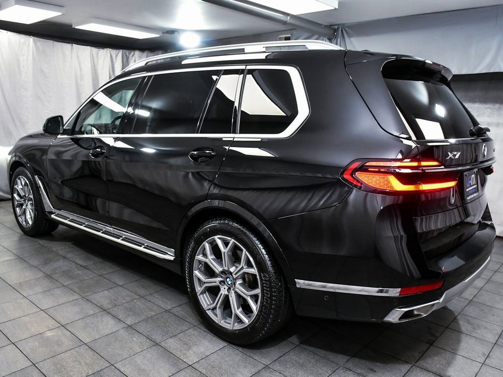 Used 2024 BMW X7 xDrive40i image 4