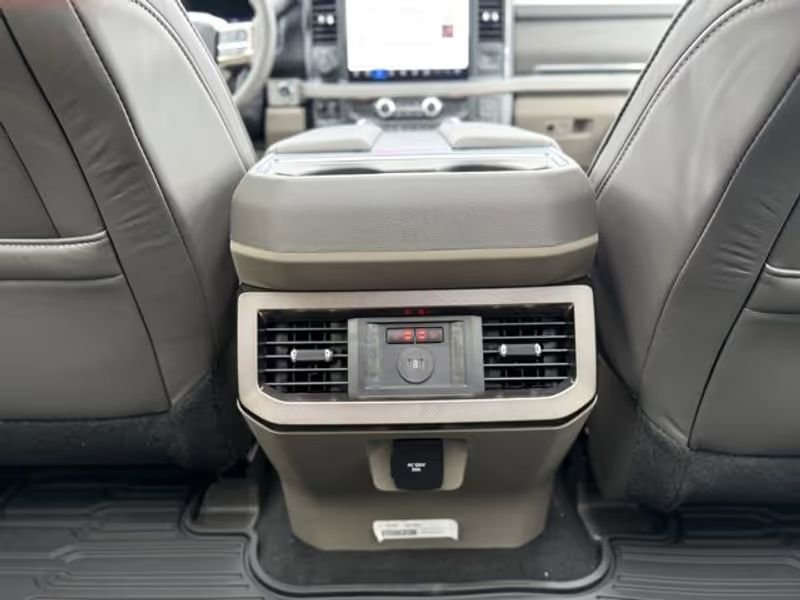 New 2026 Ford F250 Platinum image 5