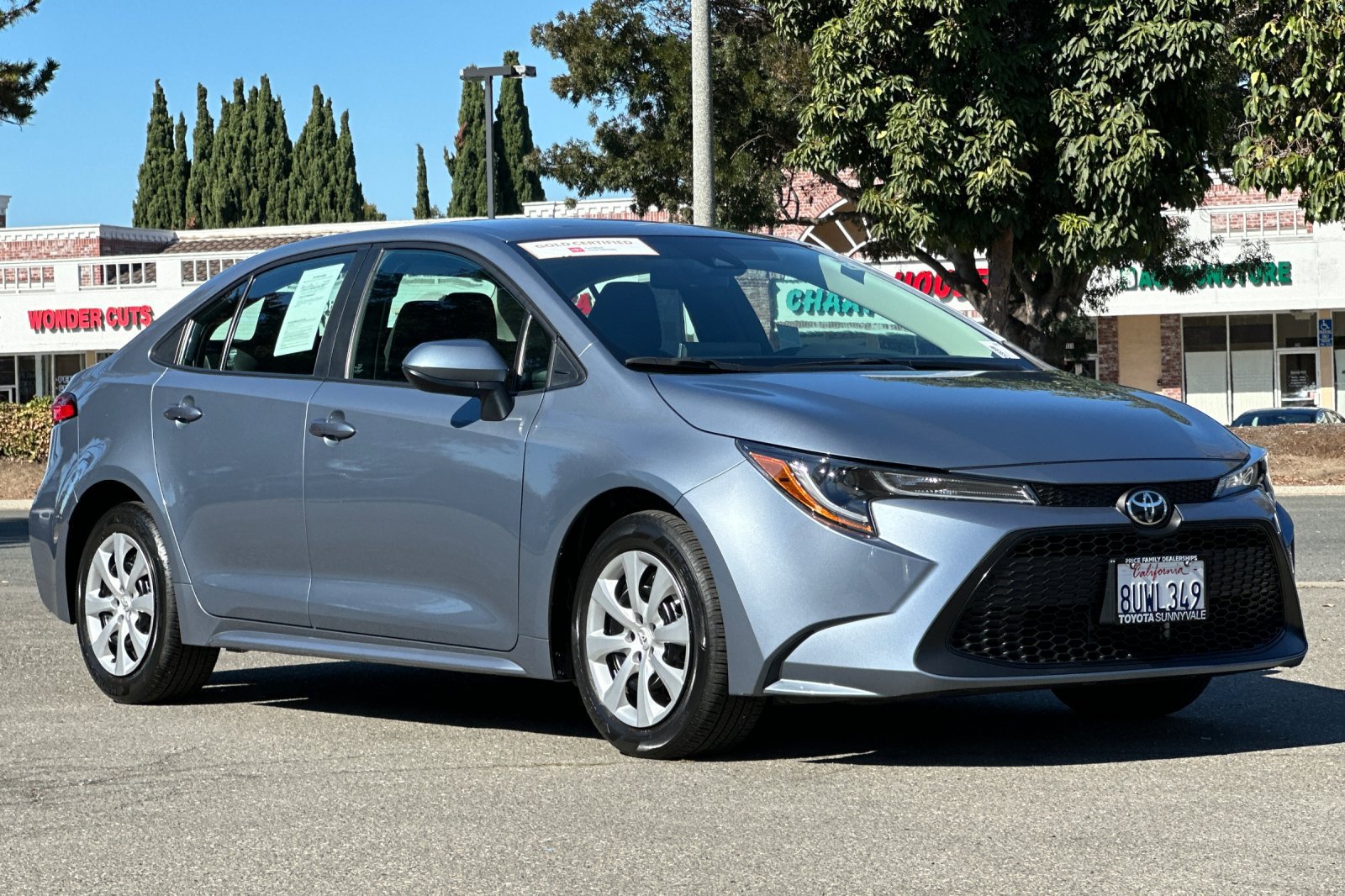 Certified 2021 Toyota Corolla LE w/ Carpet Mat Package (TMS) FWD image 9