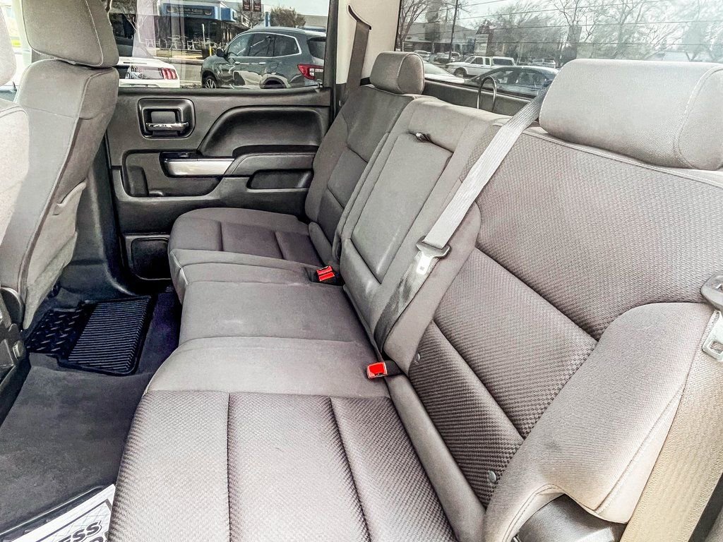 Used 2018 Chevrolet Silverado 1500 LT w/ All Star Edition image 48