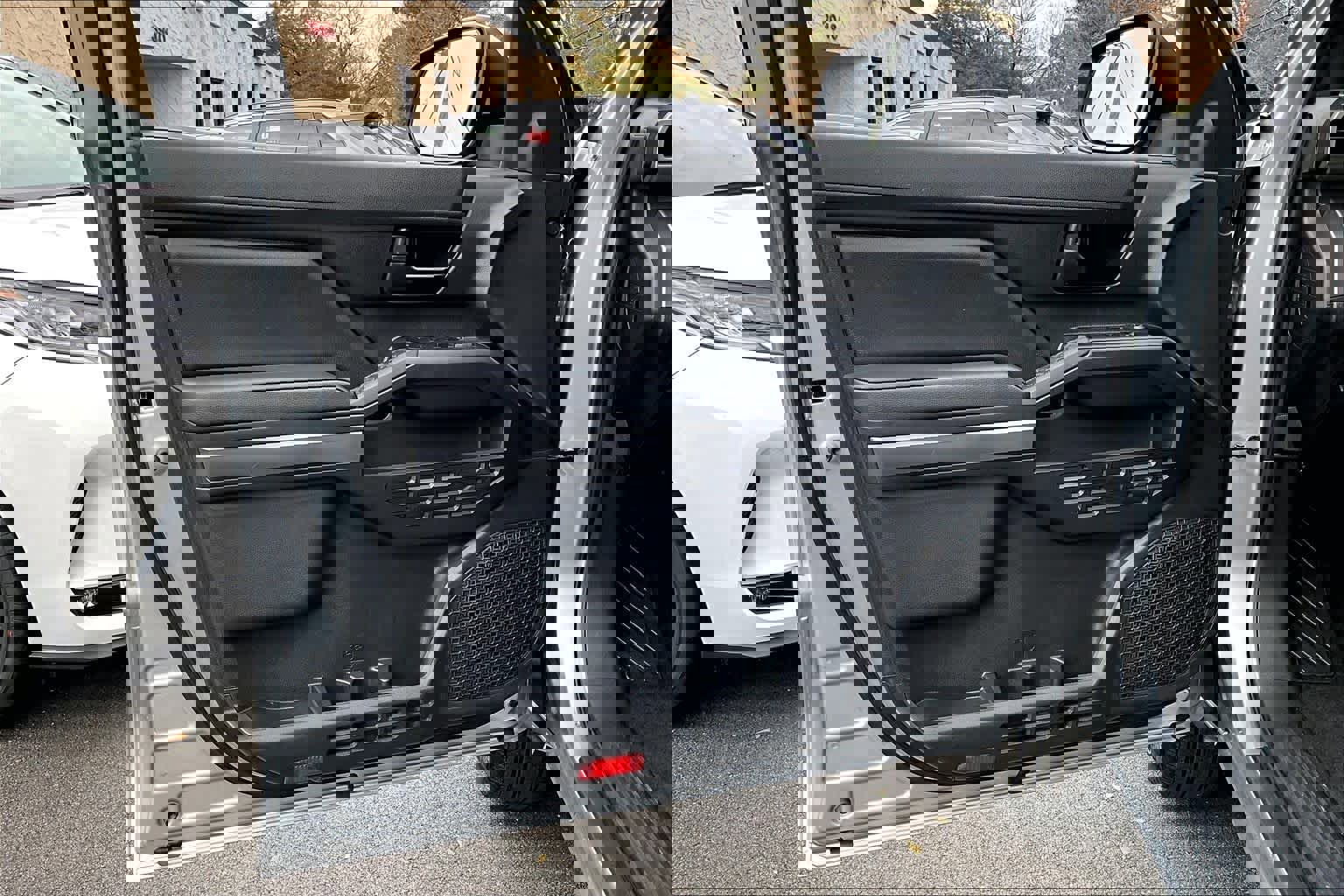 Certified 2025 Toyota Tacoma SR5 image 19