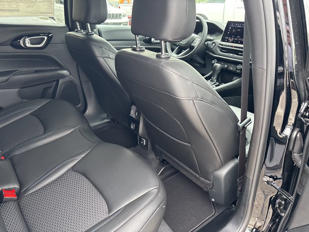 New 2026 Jeep Compass Latitude AWD/4WD image 41