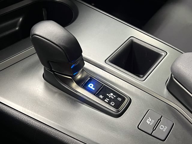 Certified 2025 Lexus UX 300h FWD image 21