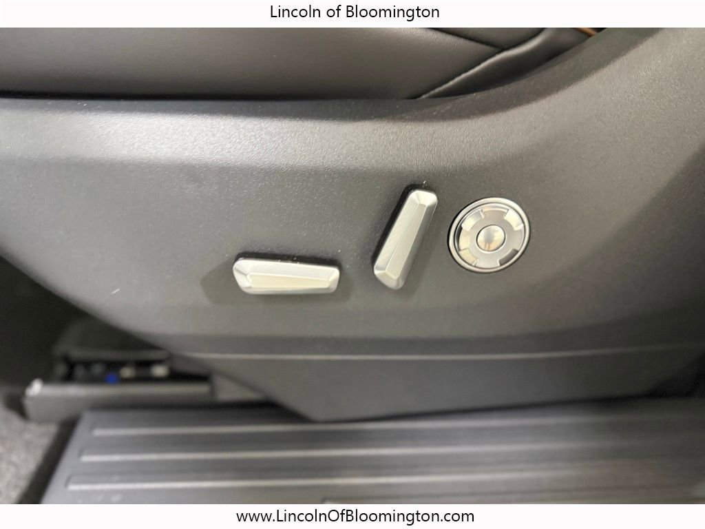 New 2025 Lincoln Navigator L Black Label image 54