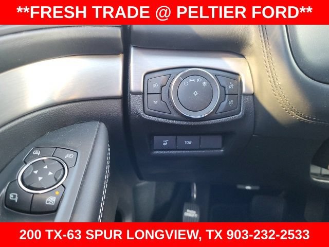 Used 2018 Ford Explorer Platinum AWD/4WD image 15