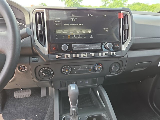New 2025 Nissan Frontier SV image 20