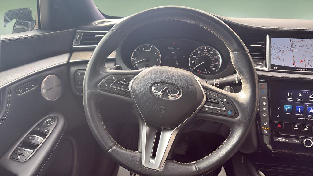 Used 2019 INFINITI QX50 Essential w/ Sensory Package image 14