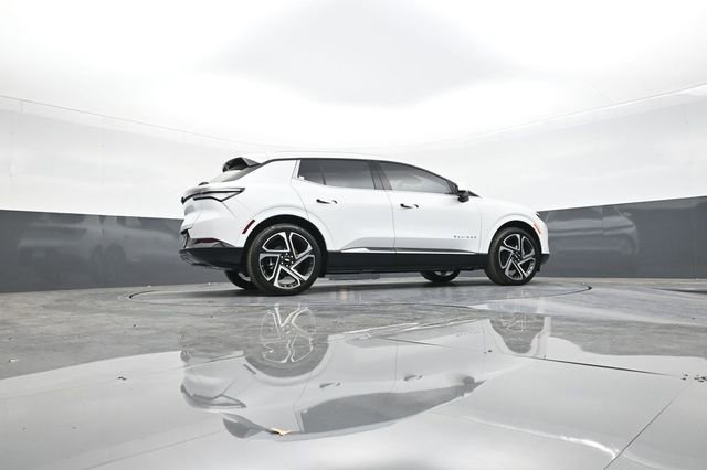 New 2026 Chevrolet Equinox EV LT image 43