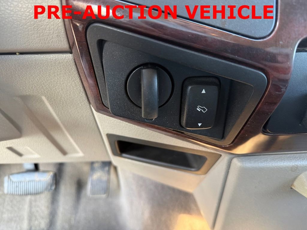 Used 2010 Ford F250 Lariat image 18