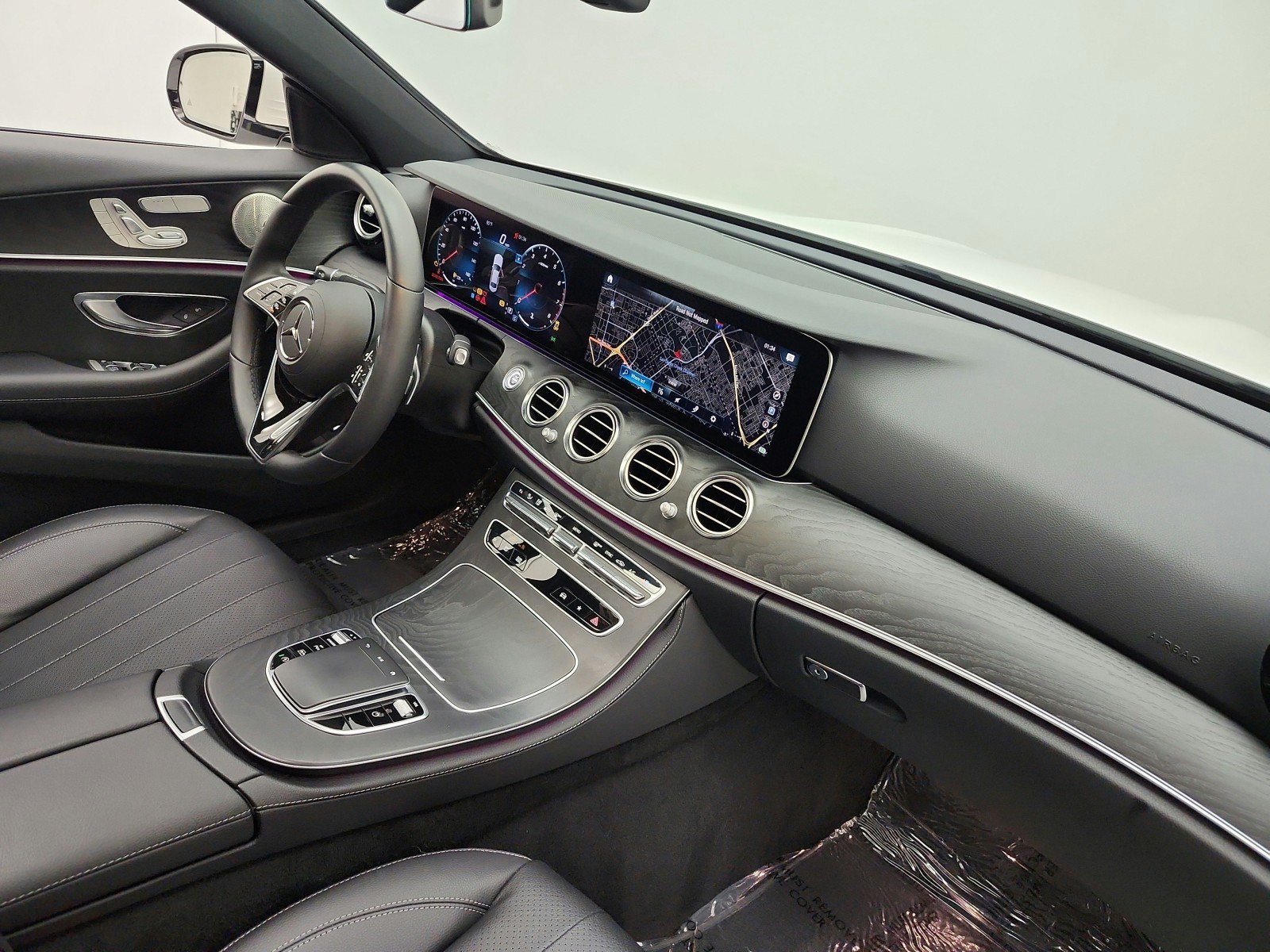 Used 2023 Mercedes-Benz E 350 Sedan image 19