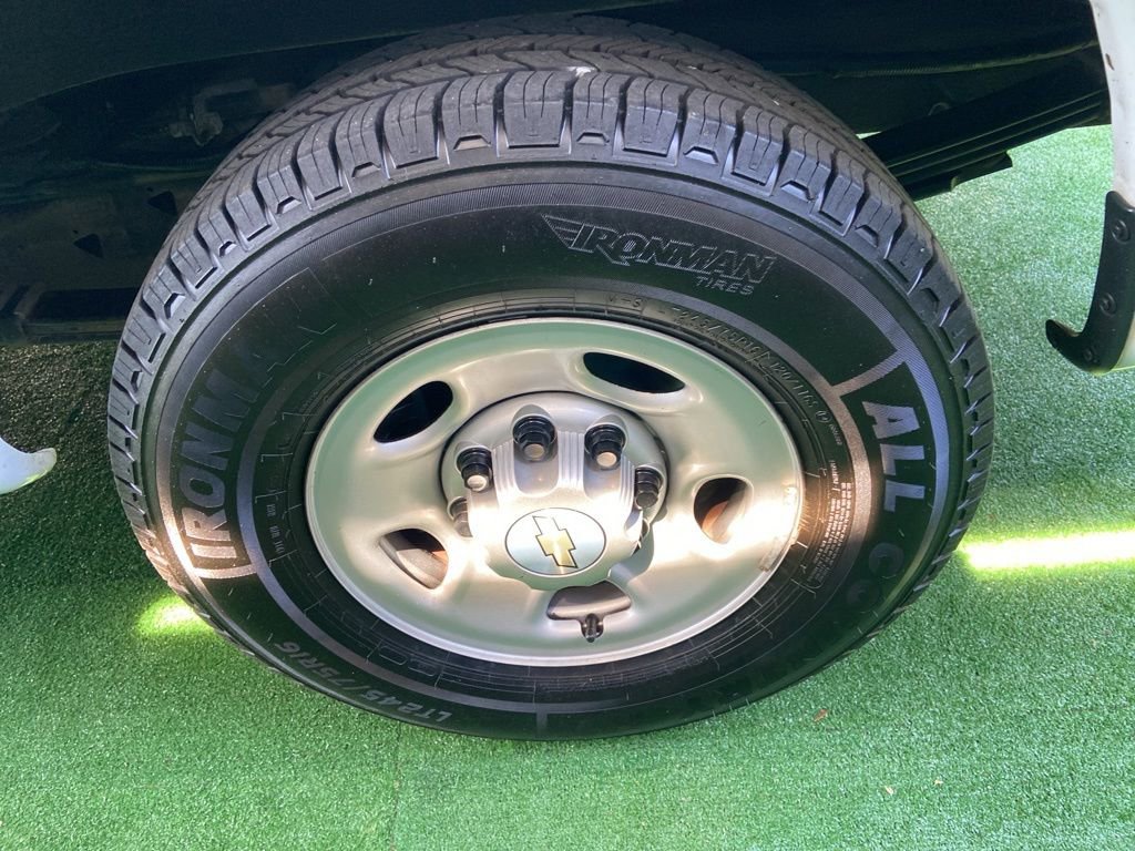 Used 2021 Chevrolet Express 2500 w/ Driver Convenience Package RWD image 39